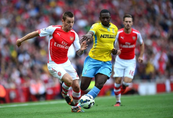 Ramsey le regala triunfo al Arsenal en el inicio de la Premier