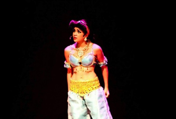 Ella es Marla Michelle, la bella sampedrana que cautiva en las redes