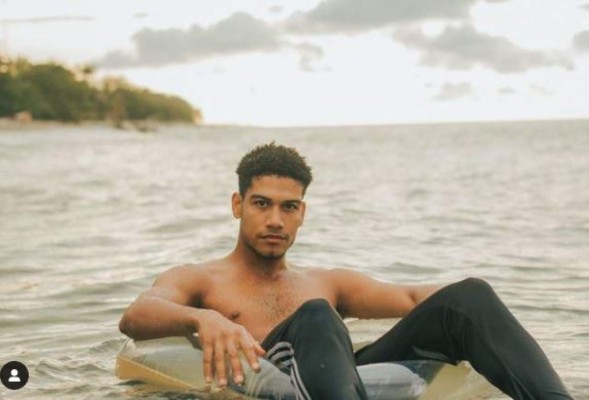 Modelo y cautivador en Instagram: la otra faceta de Carlos Palacios Jr, el hijo de 'Calolo' y jugador del Victoria