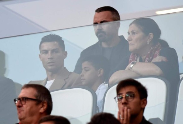 No los deja solo: Cristiano Ronaldo acompañó a la Juventus desde el palco