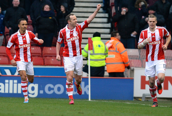 Wilson Palacios participa en triunfo de Stoke sobre Manchester United