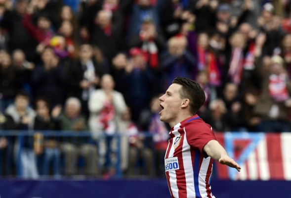 Griezmann y Kevin Gameiro le dan triunfo al Atlético de Madrid sobre Valencia