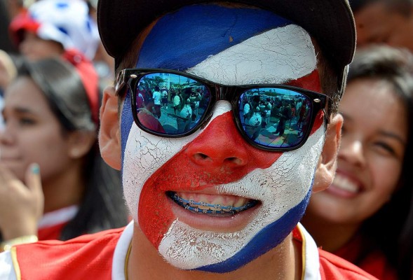 La afición tica volvió a celebrar tras ganar el 'grupo de la muerte”