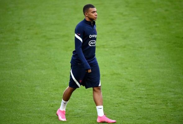 Alarma total en PSG: Mbappé da positivo por COVID-19 y tiene que dejar la selección de Francia&nbsp;&nbsp;