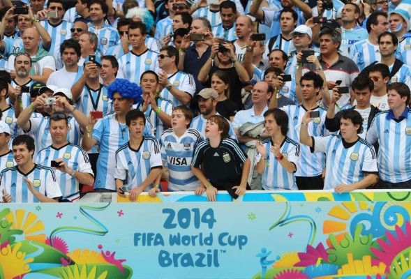 Argentina venció a Nigeria por 3 a 2 con dos goles de Lionel Messi