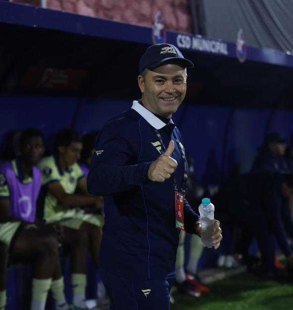 Javier López se volvió loco: Motagua recibió mala noticia en pleno festejo en Guatemala
