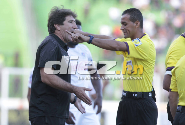 Los mejores gestos de los técnicos en Honduras