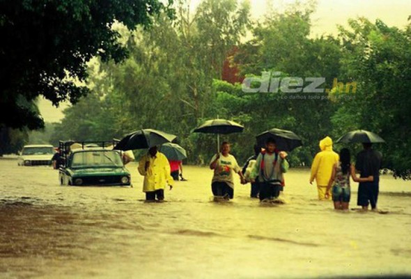 ETA le hace recordar a los hondureños lo catastrófico y mortífero que fue el huracán Mitch