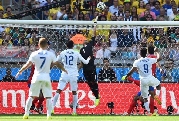 ¡Costa Rica llega a octavos de final como líder!