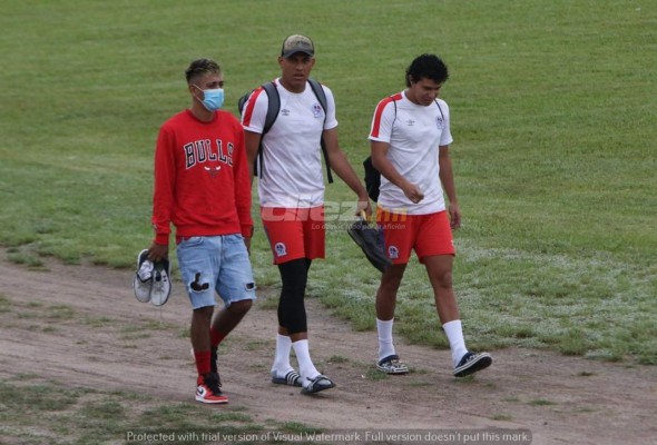 ¡Caras nuevas! Las novedades en el primer entrenamiento del tricampeón Olimpia y los que fueron renovados