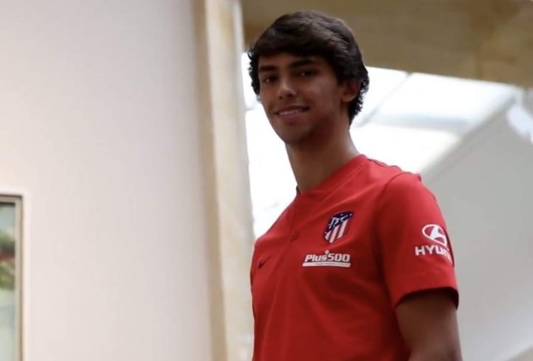 MERCADO: PSG y dos fichajes 'hechos' provenientes del Barça y Real Madrid; Atlético y el City fichan