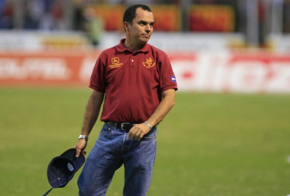 Jaime de la Pava, extécnico del Motagua, es presentado por el Herediano de Costa Rica