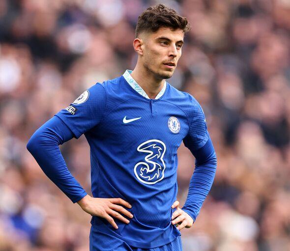 Regresa al Barcelona a pesar de no ser querido, delantero se ofrece al Real Madrid y Cristiano Ronaldo pide fichaje