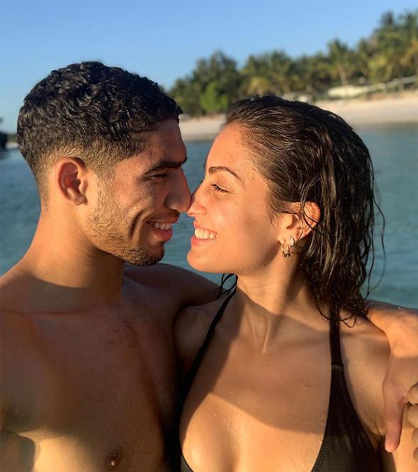 El tremendo revés que recibió la exesposa de Hakimi con la fortuna del jugador: ¡no tiene nada!