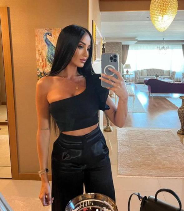 El motivo por el que explosiva esposa de ex jugador del Real Madrid estará en Honduras: “Vengo a ganar”