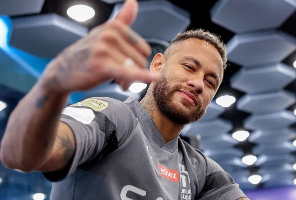 ¿Cuándo se conocieron? Así es la húngara que reveló tener una hija con Neymar: “Solo lo ve en los partidos”