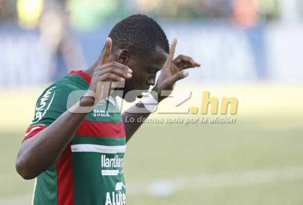 ¡NO VISTE EN TV! La obscena celebración y la belleza femenina en el estadio