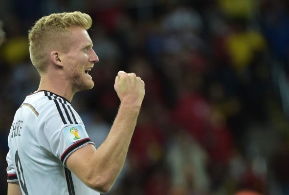 Alemania derrotó 2-1 a Argelia y ser rival de Francia