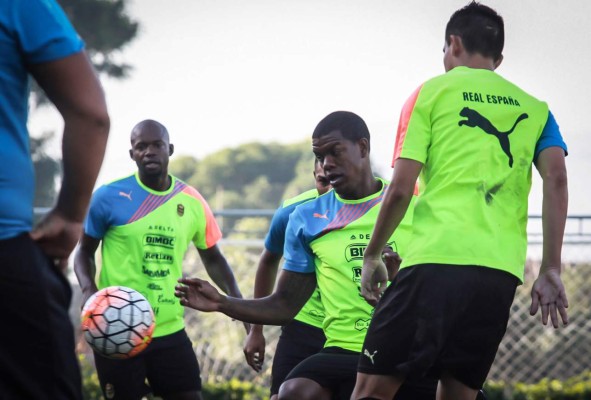 Así fue el primer día de trabajo del venezolano Cásseres