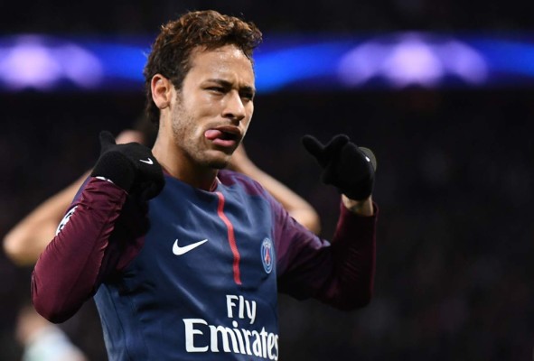 NO VISTE EN TV: ¿Qué se dijeron Dybala y Messi? Buffon terminó en calzoncillo