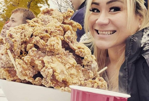 Se devoró 48 en 10 minutos: ¿Quién es? la mujer con el récord mundial de más hot dogs comidos&nbsp;&nbsp;