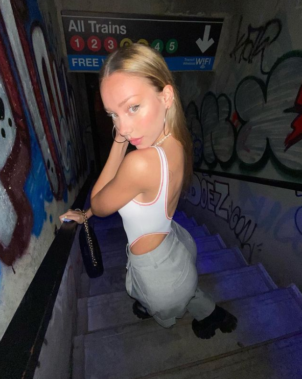 ¿Están juntos? Lo que se sabe sobre Vinicius y Ester Expósito tras el comentario del brasileño; ambos están en Miami