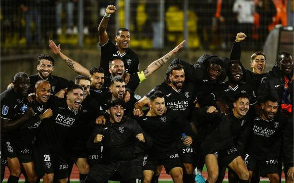 Así festejó la clasificación el Académico Viseu a la ronda de semifinales de la Copa de la Liga de Portugal.
