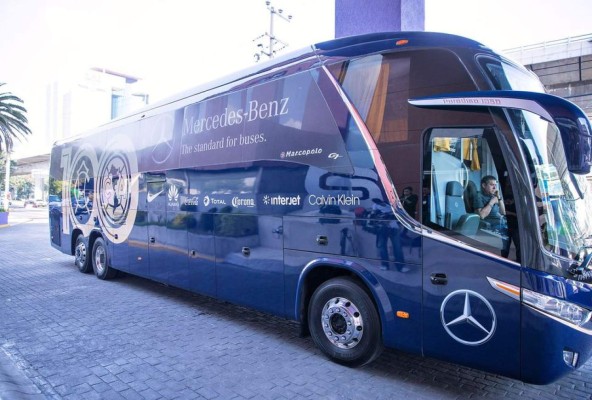 Si fueras un futbolista viajarías en estos autobuses de lujo