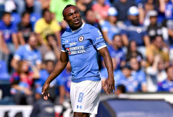 Grandes jugadores que el fútbol hondureño podría reclutar