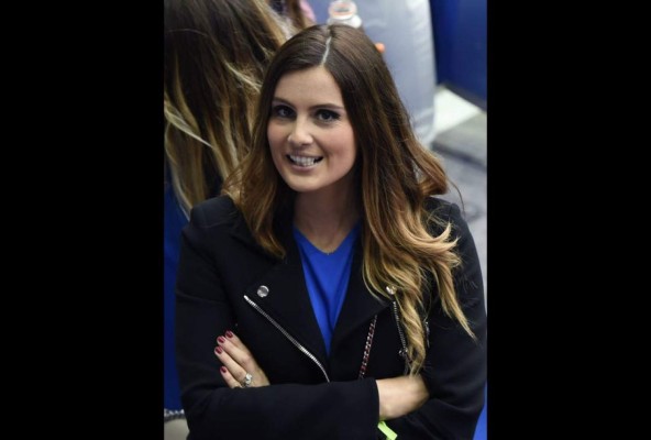 Las bellas esposas de los jugadores de Francia también brillaron en cuartos de final