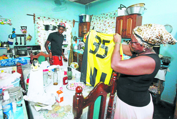 Bryan Róchez, el futbolista que querían fuera maestro