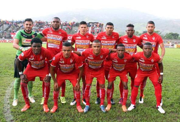 RUMORES Y FICHAJES: Primo del Kun Agüero al Real Sociedad y vuelve el 'Rulo' Varela&nbsp;&nbsp;