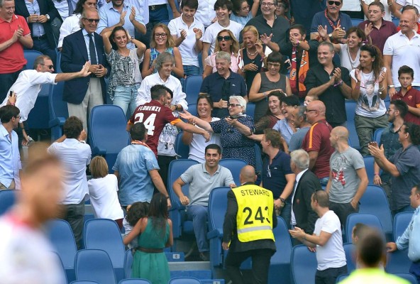 ¡INOLVIDABLES! Las celebraciones de los cracks más recordadas por la afición