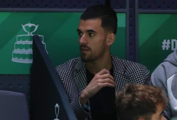 ¿Barcelona? Neymar es 'cazado' en la Copa Davis junto a Piqué y Jordi Alba