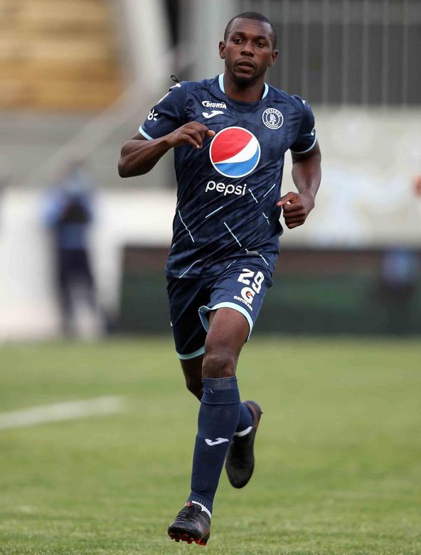 Fichajes: Sacudida en Honduras, Real Sociedad rescinde al DT italiano y Edwin Rodríguez es noticia