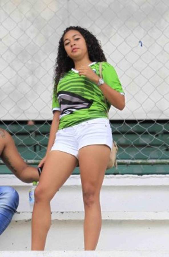¡Muñecas! Derroche de belleza en los estadios hondureños por la sexta jornada