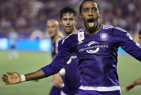 RUMORES Y FICHAJES: Olimpia va por West y hoy definen el futuro de Pavón