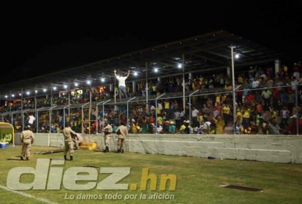 ¡JÚBILO! Celebración, lágrimas y un grito de salvación del Social Sol en Olanchito