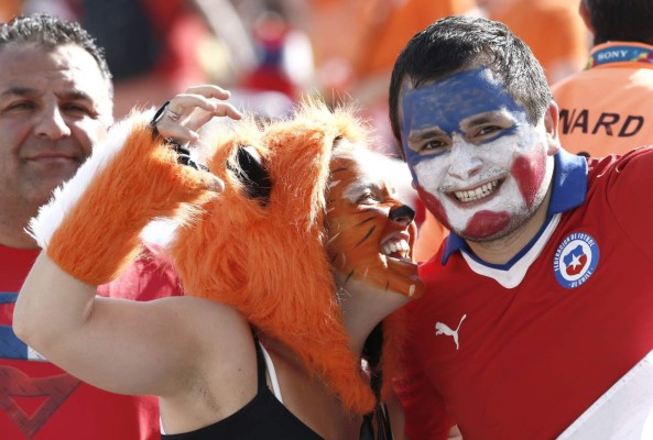 Las mejores imágenes del ambiente Chile-Holanda