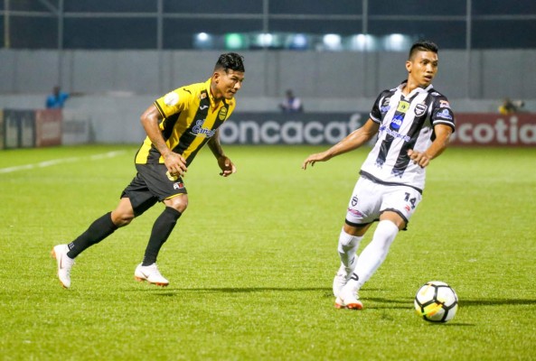 EN FOTOS: Así fue el juego entre Tauro y Real España en Liga Concacaf