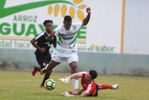 NO VISTE EN TV: Los recogepelotas, el gesto de Licona y la plática Tato-Diego