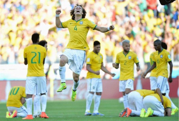 Brasil eliminó a Chile en los penales y pasó a cuartos.