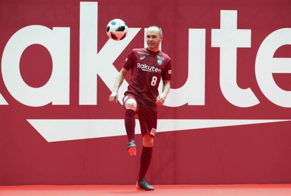 Locura asiática: Así fue la presentación de Iniesta con el Vissel Kobe de Japón