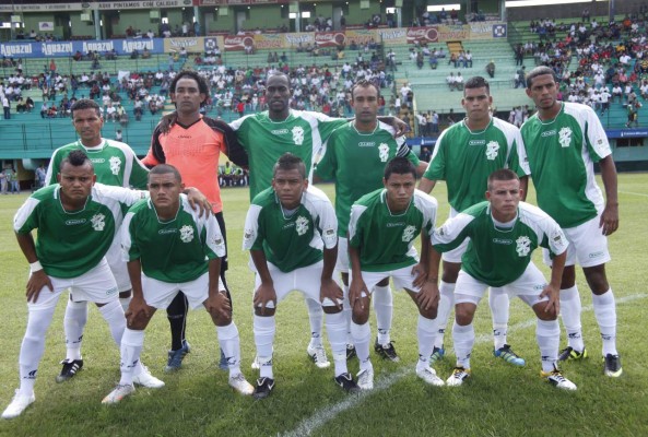 ¡ENORME! Los futbolistas que hizo debutar en Liga Nacional Héctor Vargas