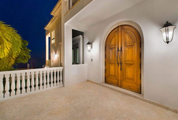 La lujosa mansión en Miami que vendió LeBron James