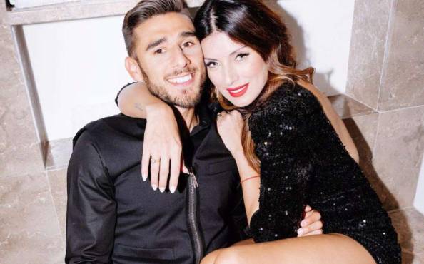 Una imagen de Eduardo Salvio junto a su mujer, Magalí, a quien atropelló con su auto.