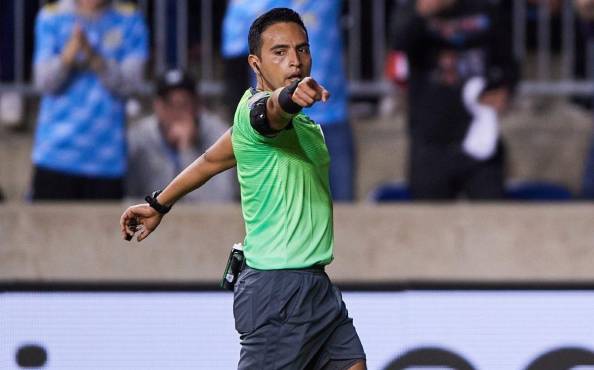 El popular<b> ‘Matemático’ Saíd Martínez</b> ha estado en el mundial de Qatar 2022, la final de la Copa Oro y ser el árbitro del debut de Messi con el Inter de Miami, una locura.