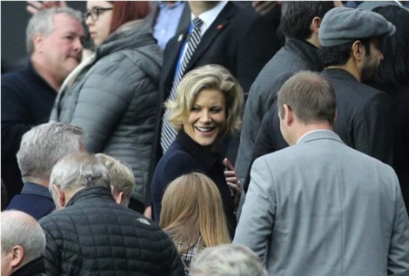 Así es Amanda Staveley, la exmodelo que ahora asesora a los grandes jeques en el fútbol