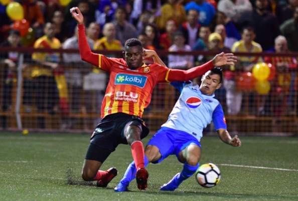 EN FOTOS: La angustia de Motagua en Costa Rica y así se las ingenió Jafet Soto