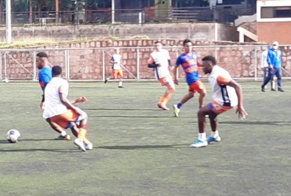 Mercado: Olimpia, Lobos, Vida y Marathón con fichajes; Motagua cierra filas y hay un nuevo legionario